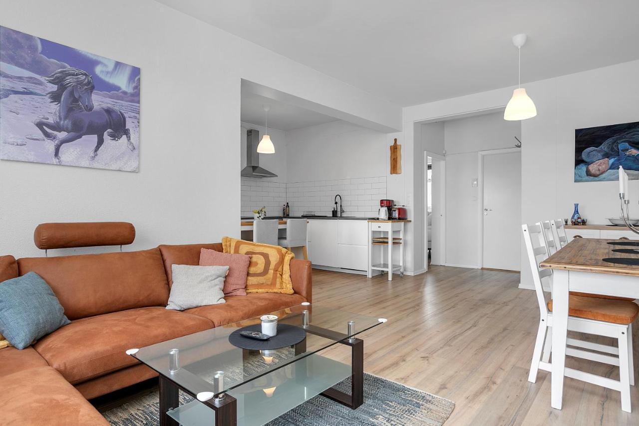 V53 Lovely 2 Bedroom Apartment In Reykjavík Eksteriør billede